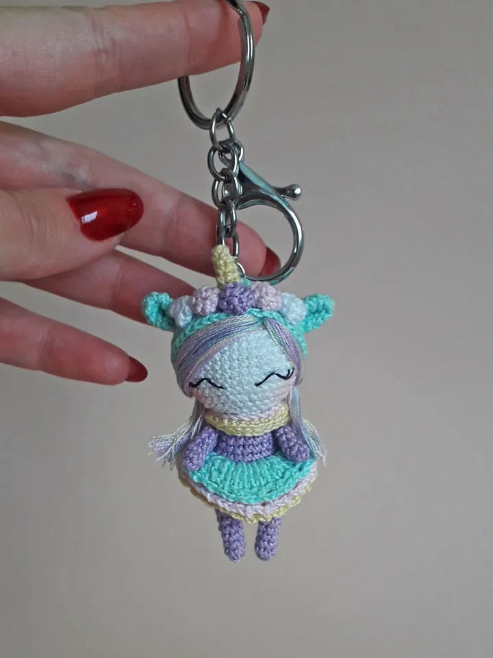 Pattern crochet unicorn. pattern keychain. pattern unicorn. pattern miniature. crochet doll. pattern unicorn doll