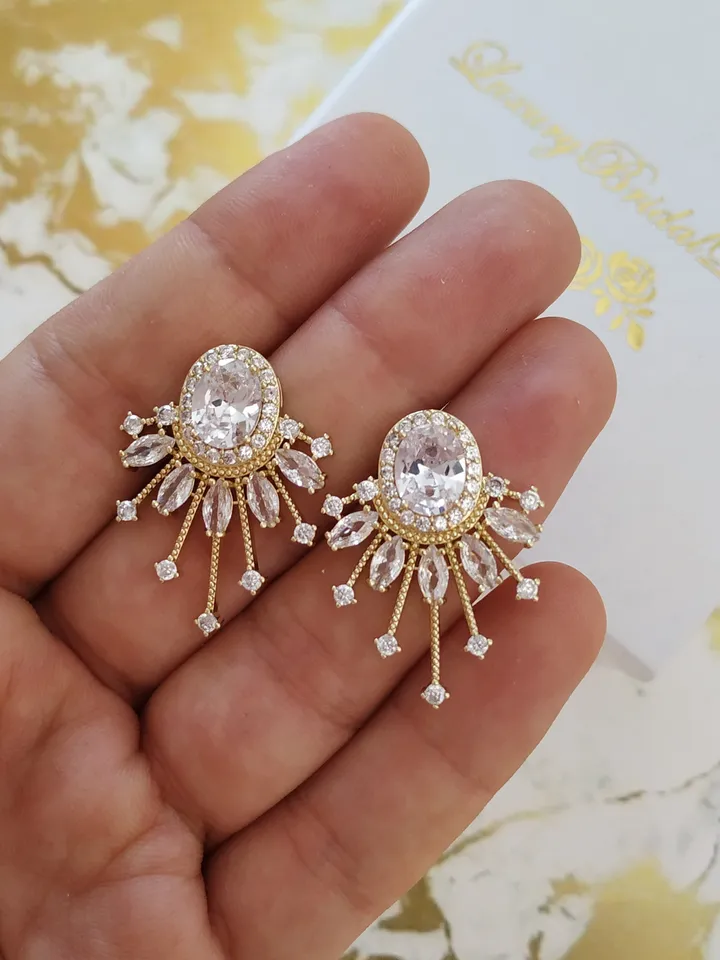 Art Deco Wedding Earrings, Swarovski Crystal Boho Bridal Earrings, Gold Statement Wedding Jewelry, Bridesmaid Gift, Star Celestial Jewelry
