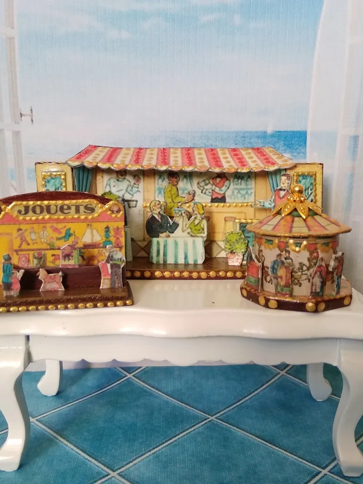 Dollhouse set. Carousel , stand. Dollhouse miniature.1:12 scale.
