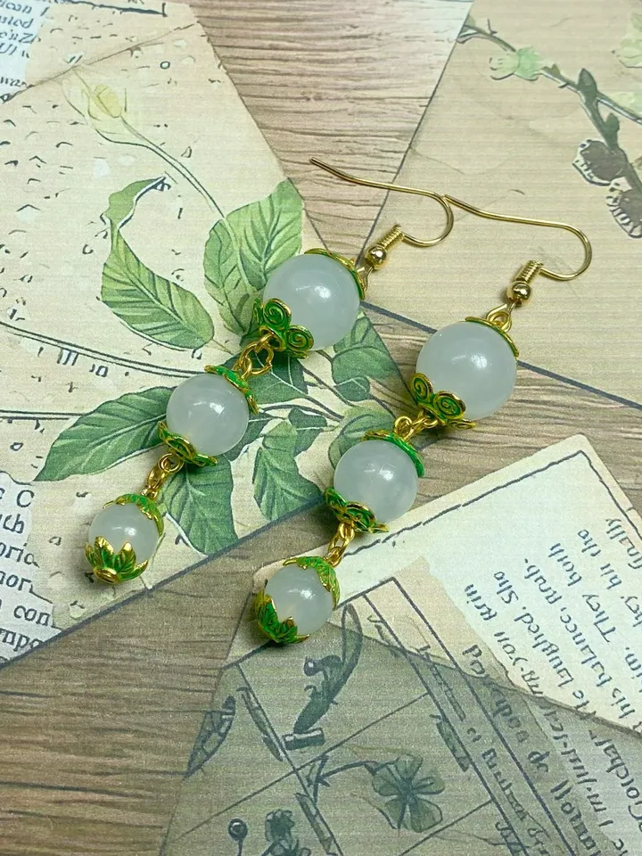 Earrings glow in the dark. Handmade jewelry.