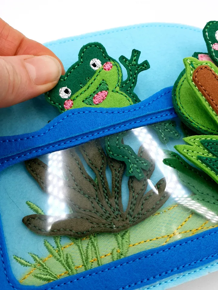 Insect Quiet Book ITH Embroidery Design Set, Felt Bug Activity Book Pattern, Mini Nature Learning Toy, 5x7 Hoop Download