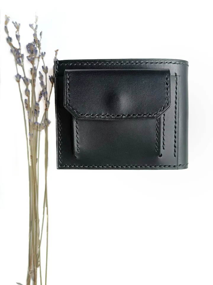 Pattern of a leather bifold wallet with coin pocket in PDF format with a step of 4 mm. & video TUTORIAL