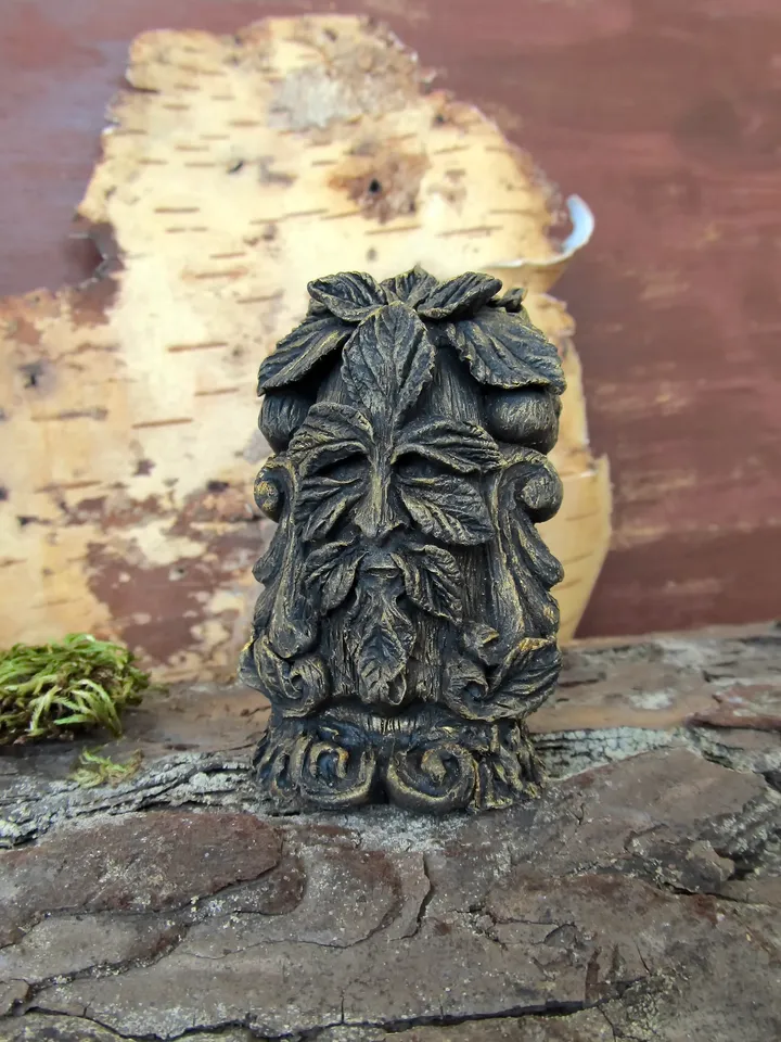 Green Man Face Wicca home decor Corbel Face Fairy tale decor Pagan figurine Druid small statue Greenman Celtic Forest god Witch altar doll