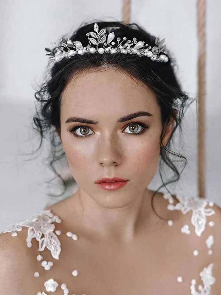 Bride tiara, Pearl weddings headpiece, Wedding crown, Headpiece for bride, Pearl headpiece,Pearl headband, boho headpiece