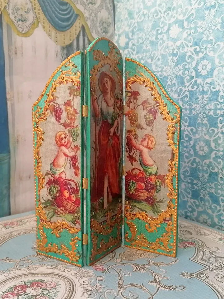 Handmade screen for a dollhouse. 1:12