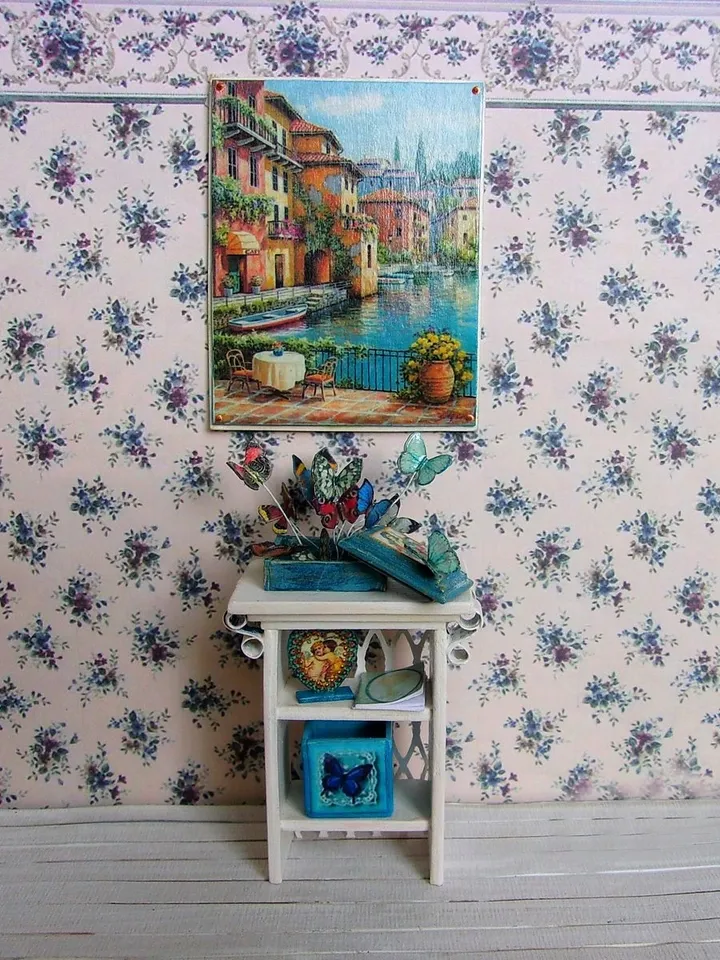 Doll furniture and accessories in scale 1:12.1:12 scale.