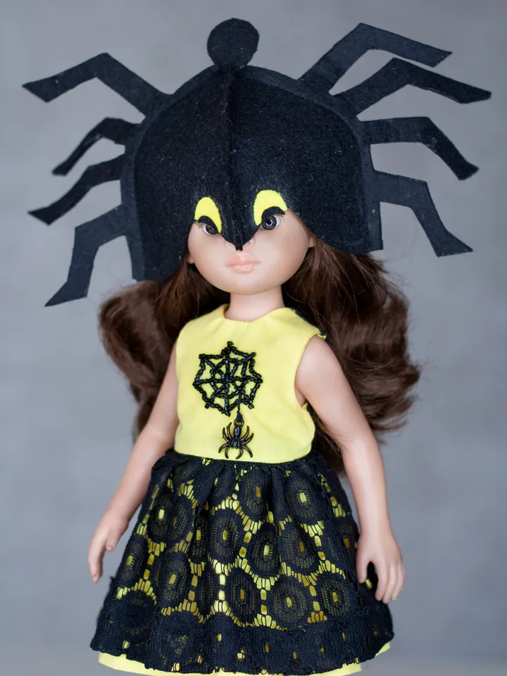 13 inch doll Halloween costume, Paola Reina doll set of clothes, Dianna Effner Little Darling, waist 13 - 14.5 cm