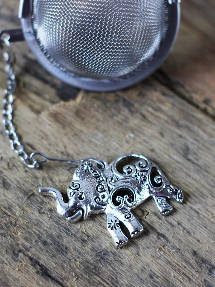 Tea steeper elephant for loose leaf tea, Tea Strainer with elephant pendant, tea infuser elephant charm, Herbal tea gift