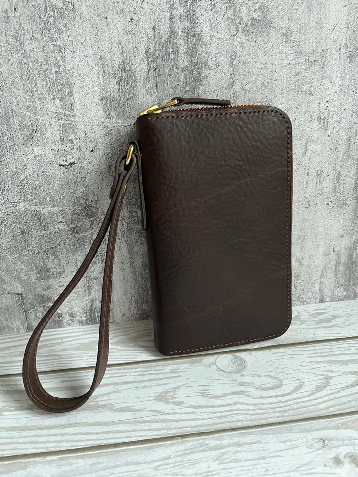 PDF Pattern of a men's clutch with a zipper - Download PDF & video TUTORIAL. Zipper wallet.