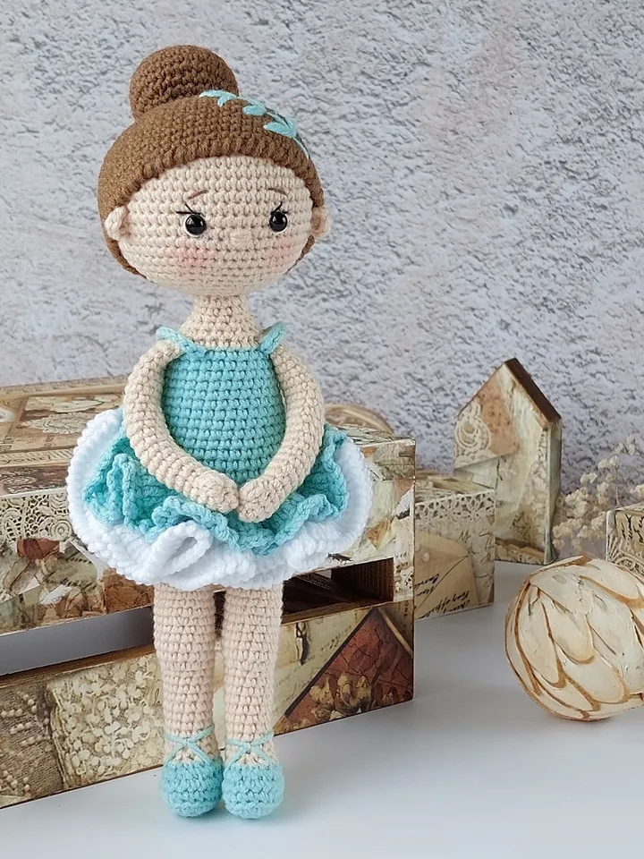 Crochet pattern of dolls in English. Crochet balerina doll. Pattern doll. Crochet pattern doll. Tutorial crochet doll