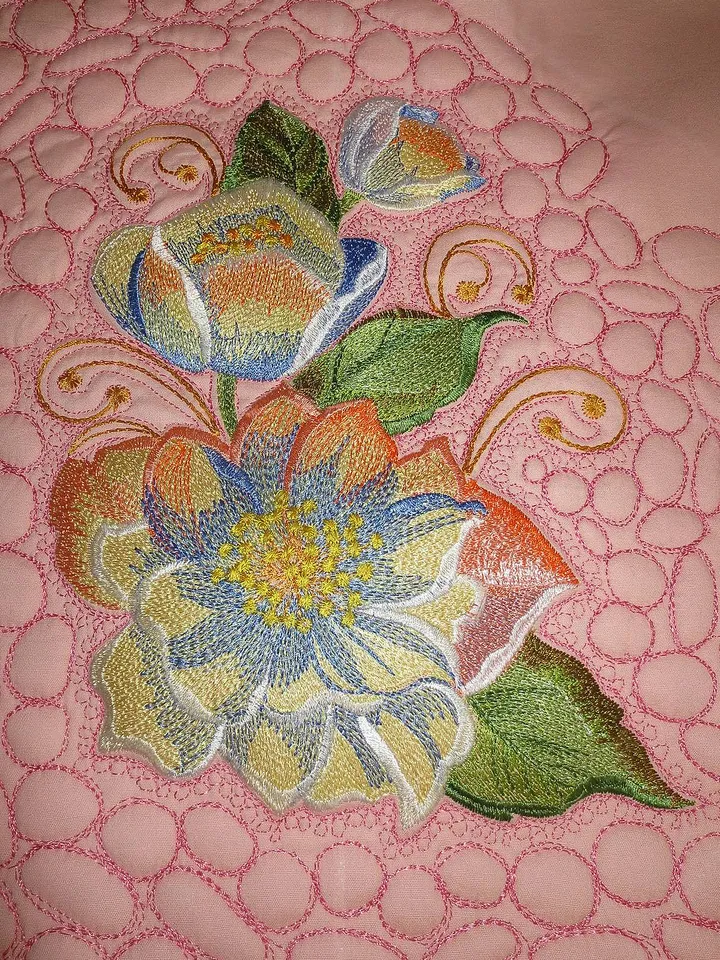 Nenufara 8x11  Embroidery Design