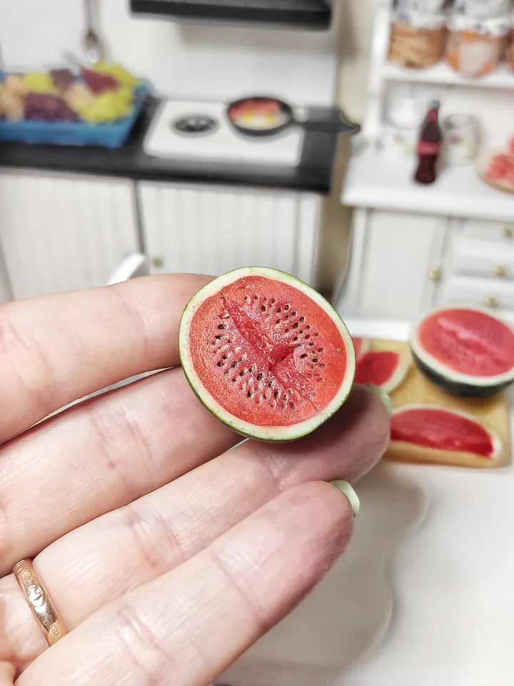 Realistic Watermelon for dollhouse, miniature, doll house, food, gift ideas, mini fruit, dollhouse miniatures, micro