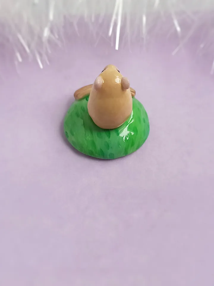 Small handmade hamster figurine on base with nameplate (US discount)