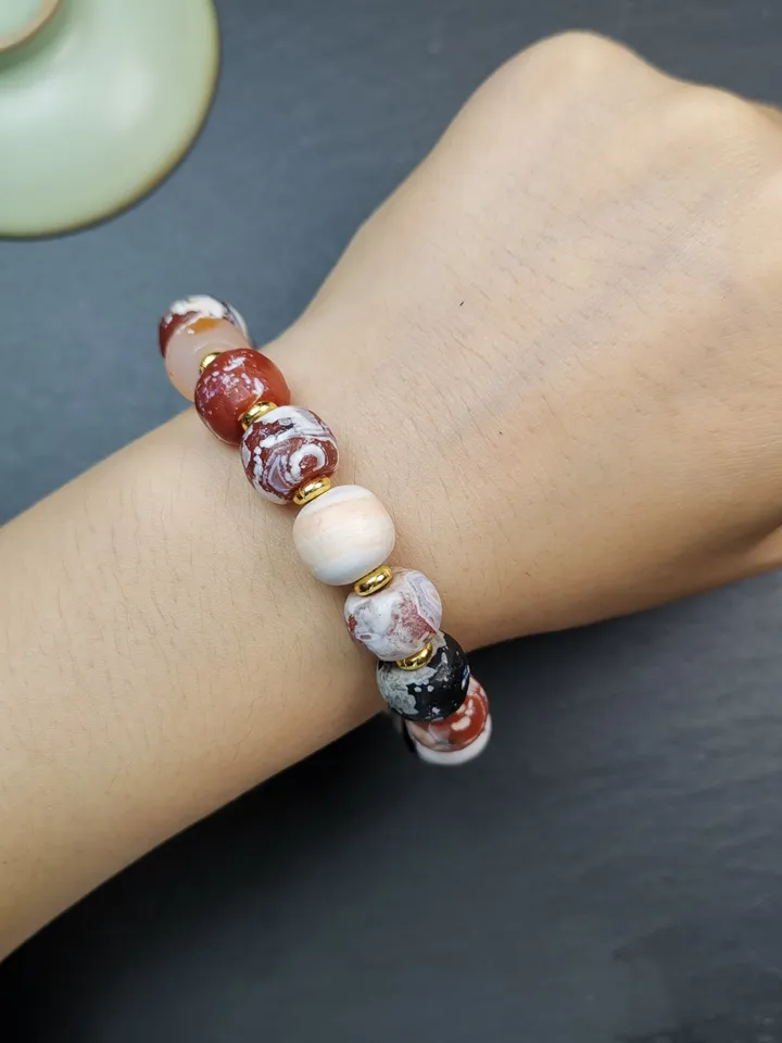 Gandhanra Tibetan Sugar Agate Beads Wrist Mala, Unique 11mm Barrel Shape Carnelian Bracelet