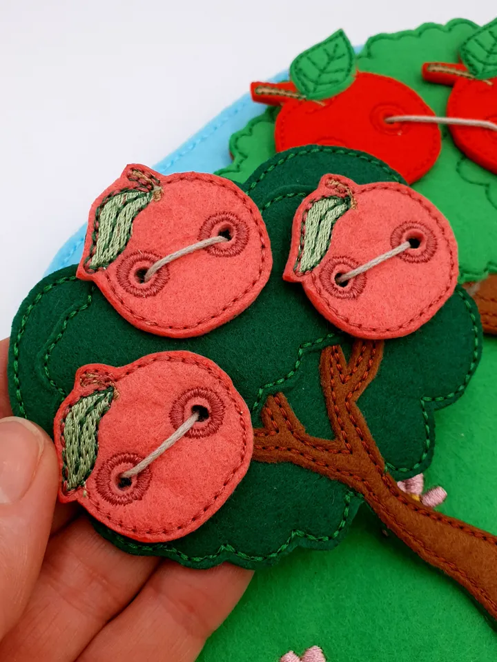 Farm Quiet Book ITH Embroidery Design Set, Felt Activity Book Pattern with Finger Puppets, Educational Farm Toy 5x7 Hoop
