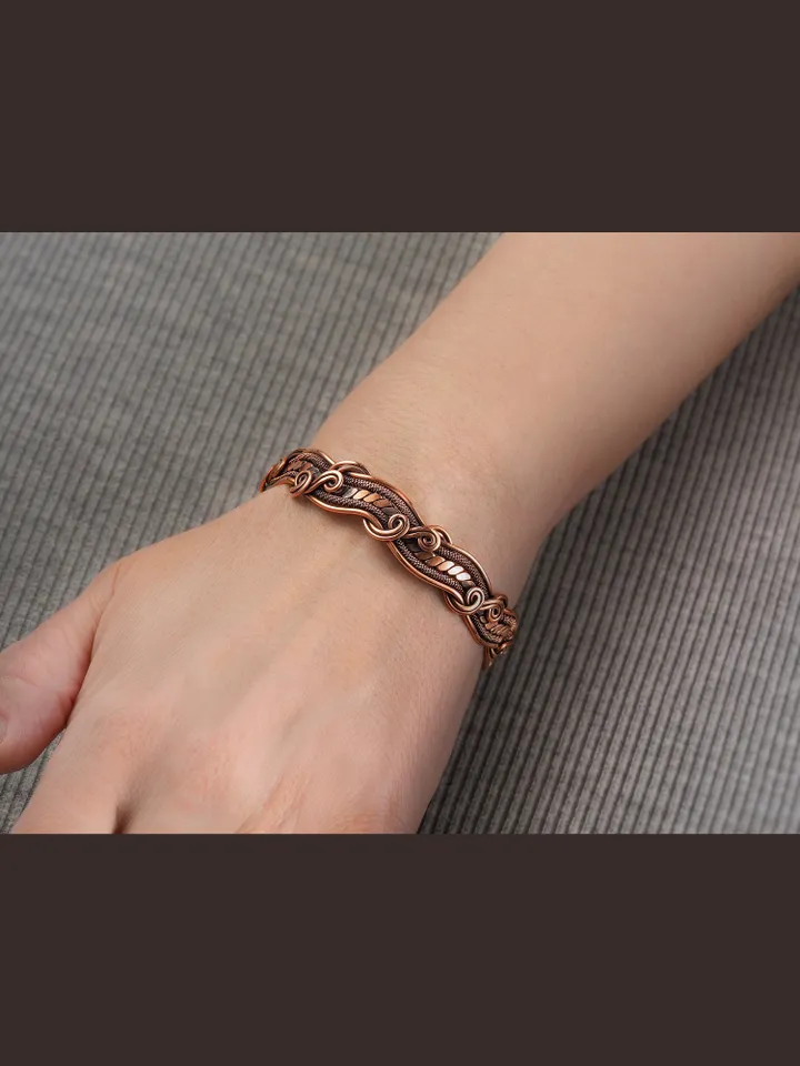 Copper wire wrapped bracelet for woman, 7th Anniversary gift idea