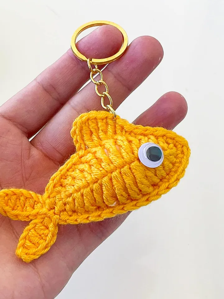 Crochet Fish Keychain Pattern, Amigurumi Fish Keyring PDF, DIY Small Animal Plush, Handmade Ocean Animal Toy, Cute Crochet Gift