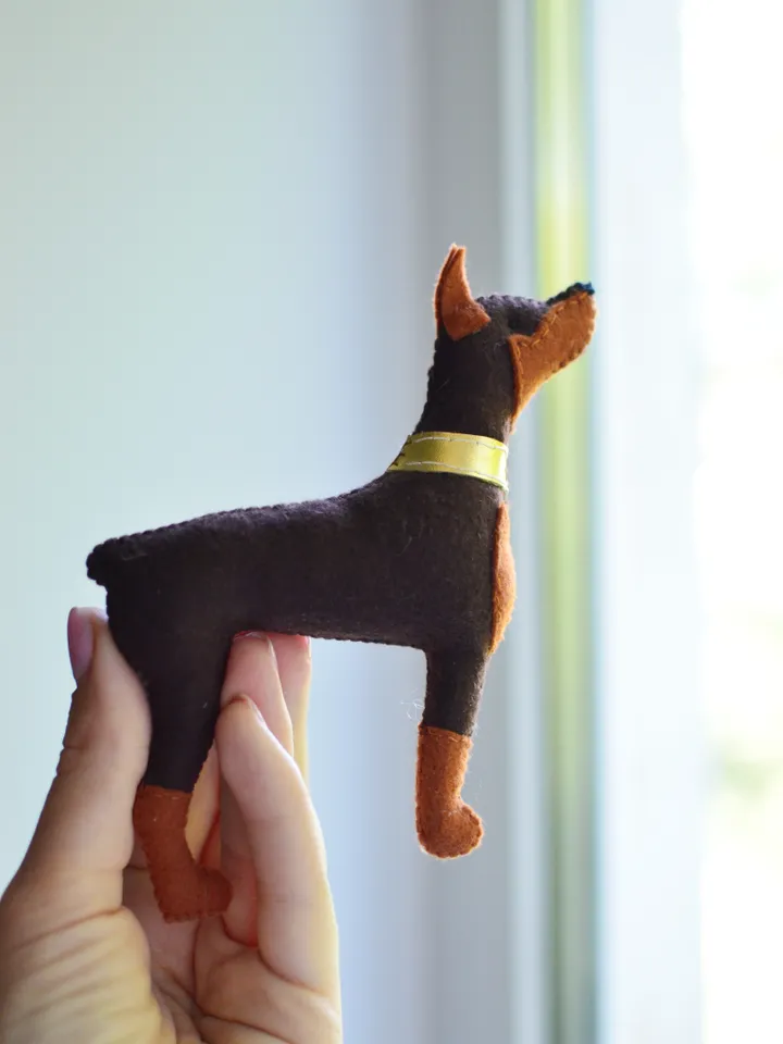 PDF Doberman felt ornament sewing pattern , DIY felt ornament, digital download