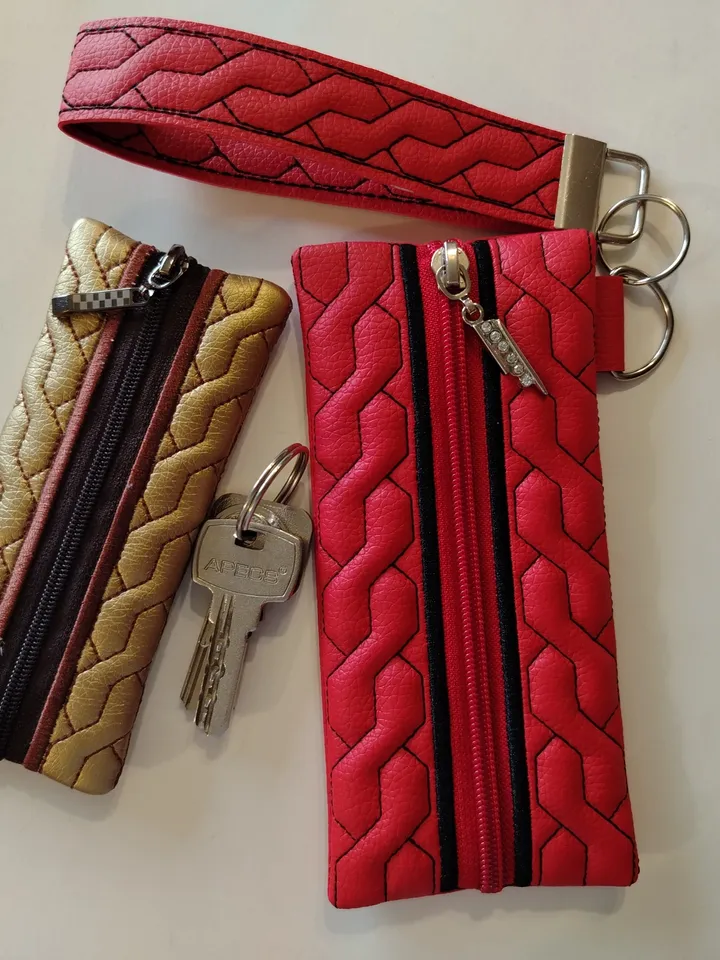 In the hoop Key Pouch embroidery design + Wristlet