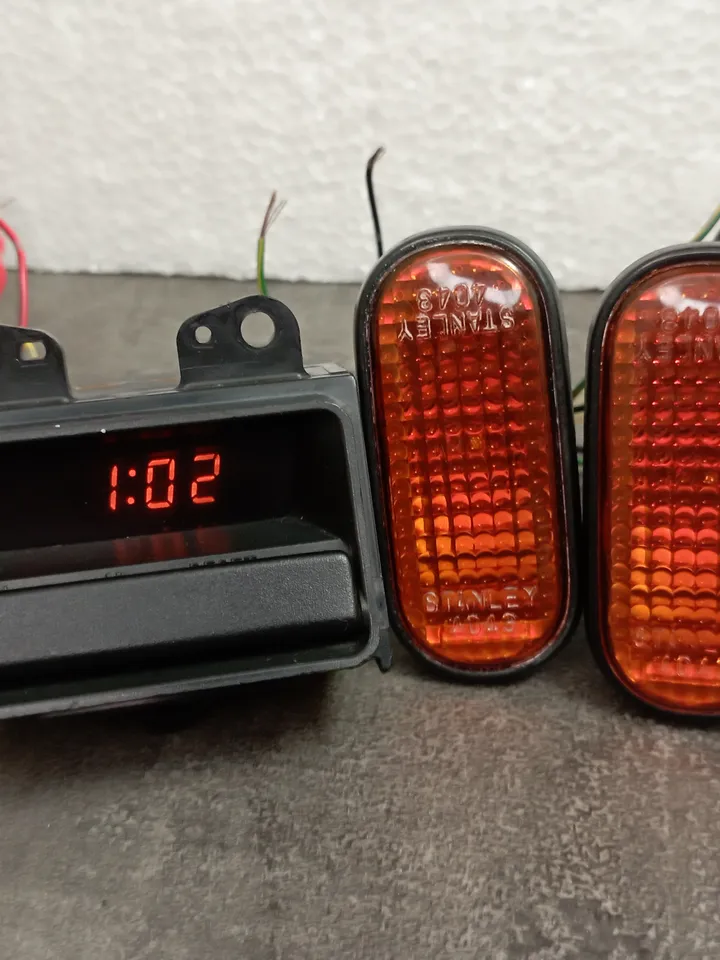 JDM HONDA CIVIC EG6,EG9 AMBER SIDE MAKER/ AMBER CLOCK