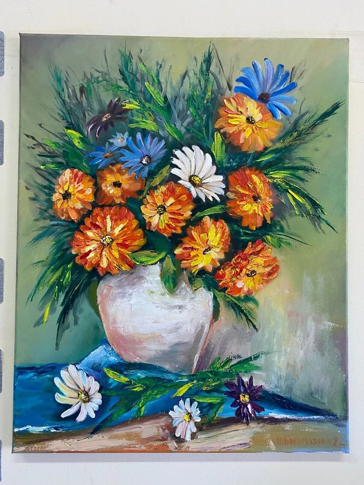 Bouquet oil painting on canvas by artist Olga Stukan