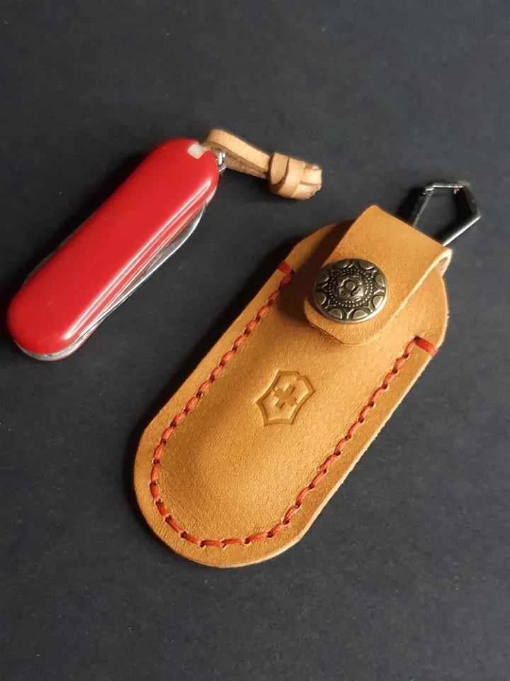 Victorinox Sd Leather Sheath, Classic SD Pocket Knife, Swiss Knife Handmade Genuine Leather, Leather Keychain, Leather Case