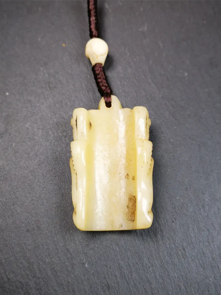 Gandhanra Tibetan Amulet,Yak Bone Carved Skull Masters of Sitavana Badge, Hand-carved Skull Pendant