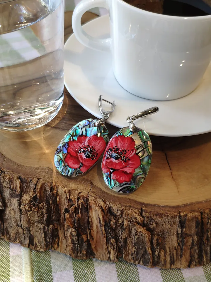 Pearl earrings: Delicate red Poppies flowers painted on Elegant earrings. Aesthetic floral design on unique handmade jewelry. Gift for her