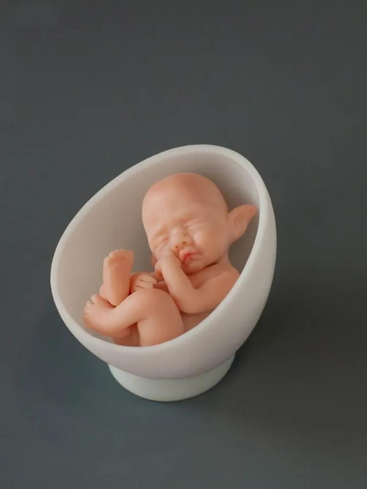 Tiny baby elf