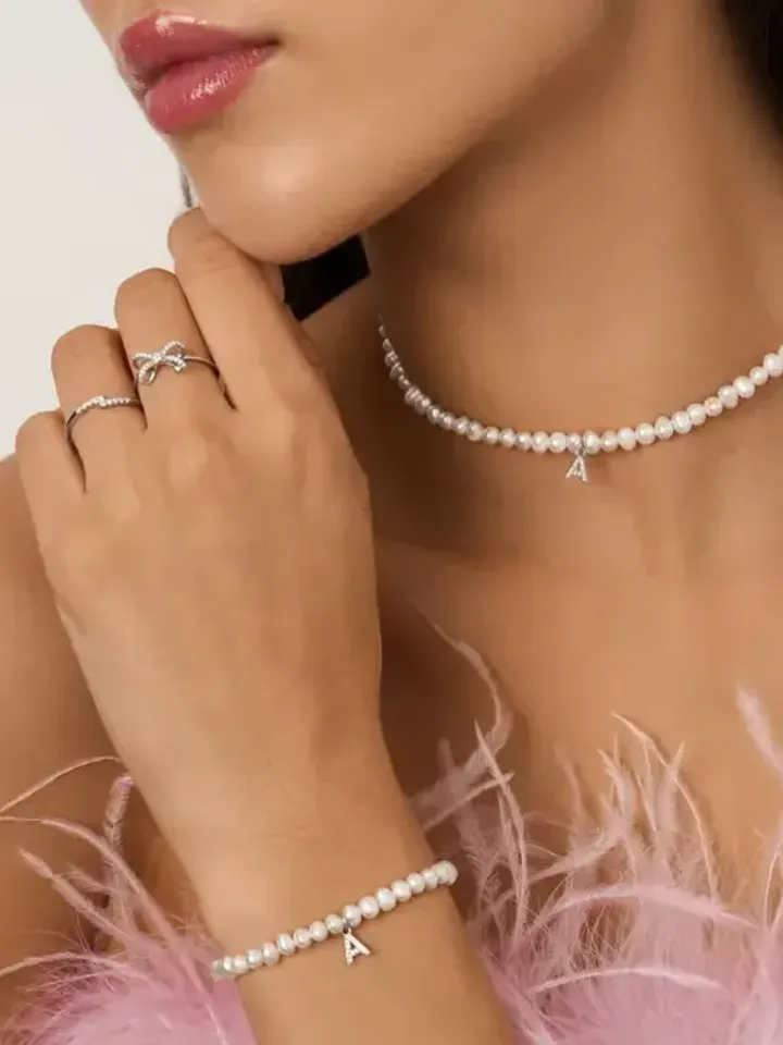 Bracelet, pearl, silver 925 with a silver pendant in the shape of the letter A