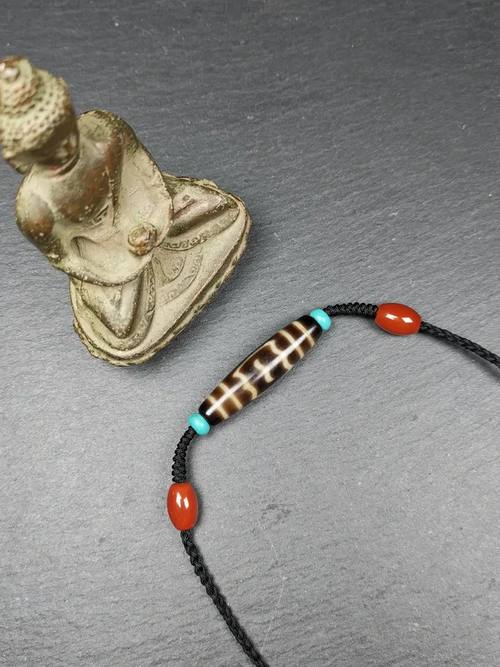 Gandhanra Tibetan Garuda Dzi Bead Necklace,Unique Buddha Amulet and Protection Jewelry