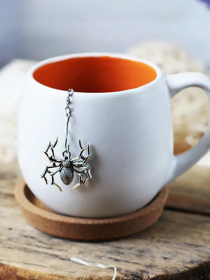 Spider tea strainer for herbal tea, Tea infuser with spider charm, Tea Steeper insect pendant, Loose leaf tea gift