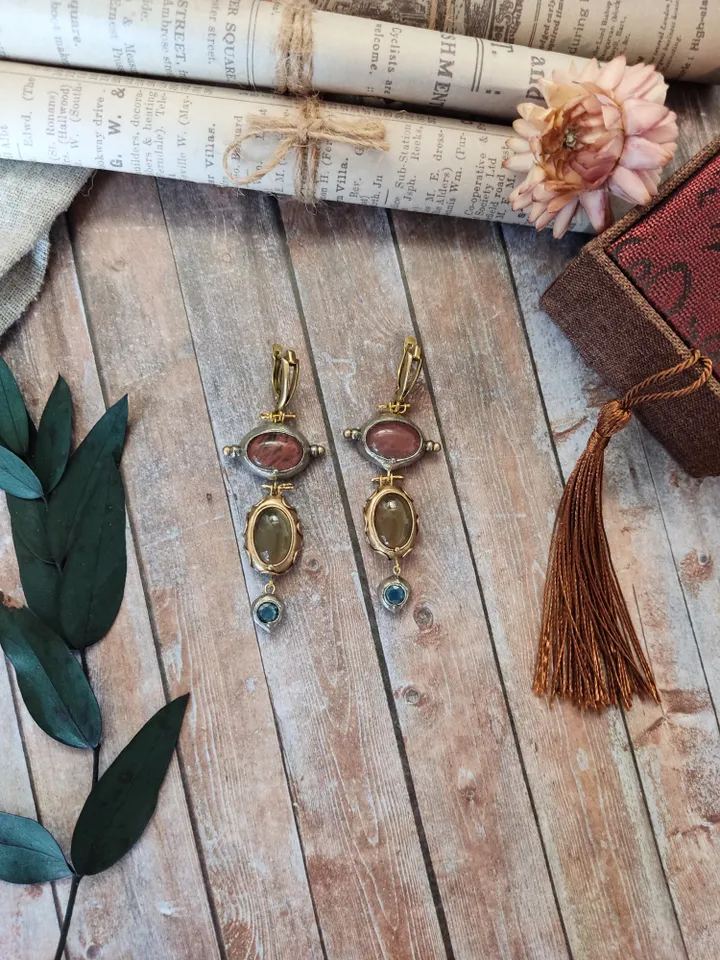 Victorian Dangle Earrings, Big Natural Stones, Carnelian Earrings Quartz Earrings