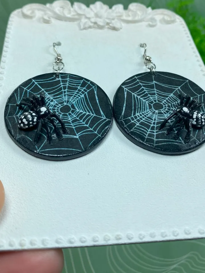 Earrings with spiders and cobwebs. Handmade.Author's design.