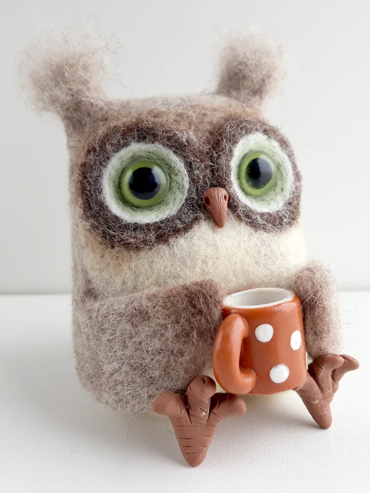 Needle Felted Owl/OOAK Owl/Bird lover gift/Owl holds a mug/Cute Owl/Nursery decor/Birthday Gift/Waldorf Owl sculpture