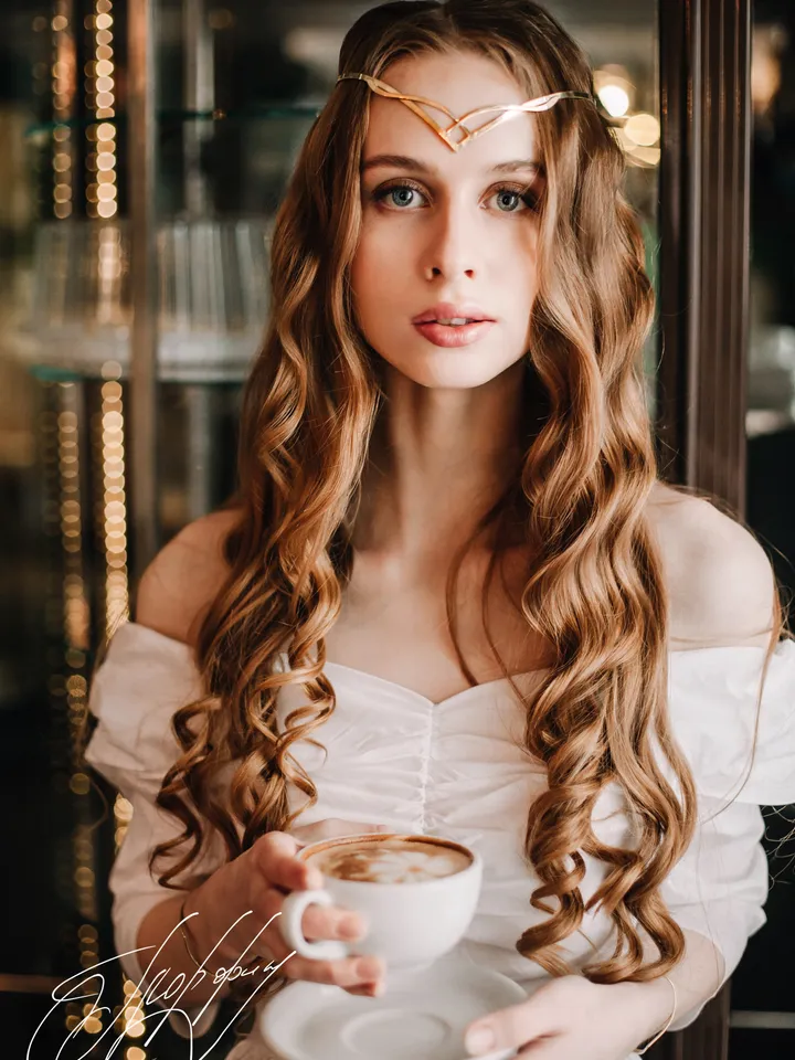 Narrow and light diadem universal accessory, boho and romantic style evening prom tiara, elven jewelry Ancona