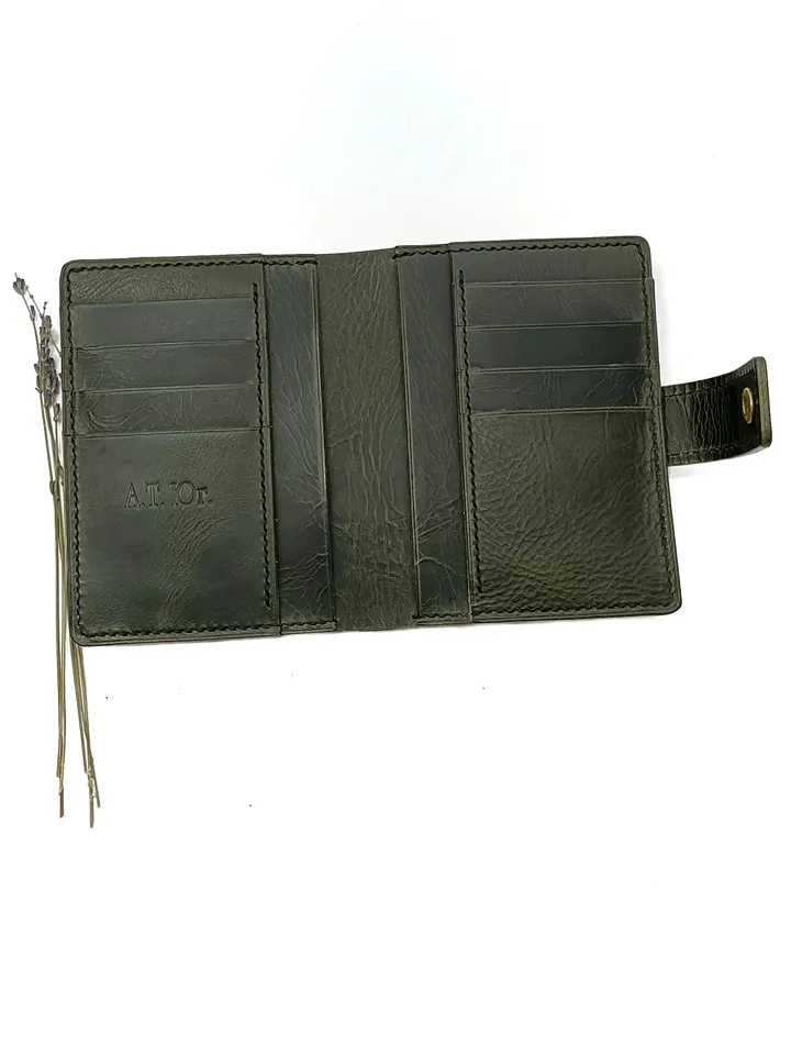 leather pattern to make a bifold wallet. Leather template passport wallet.