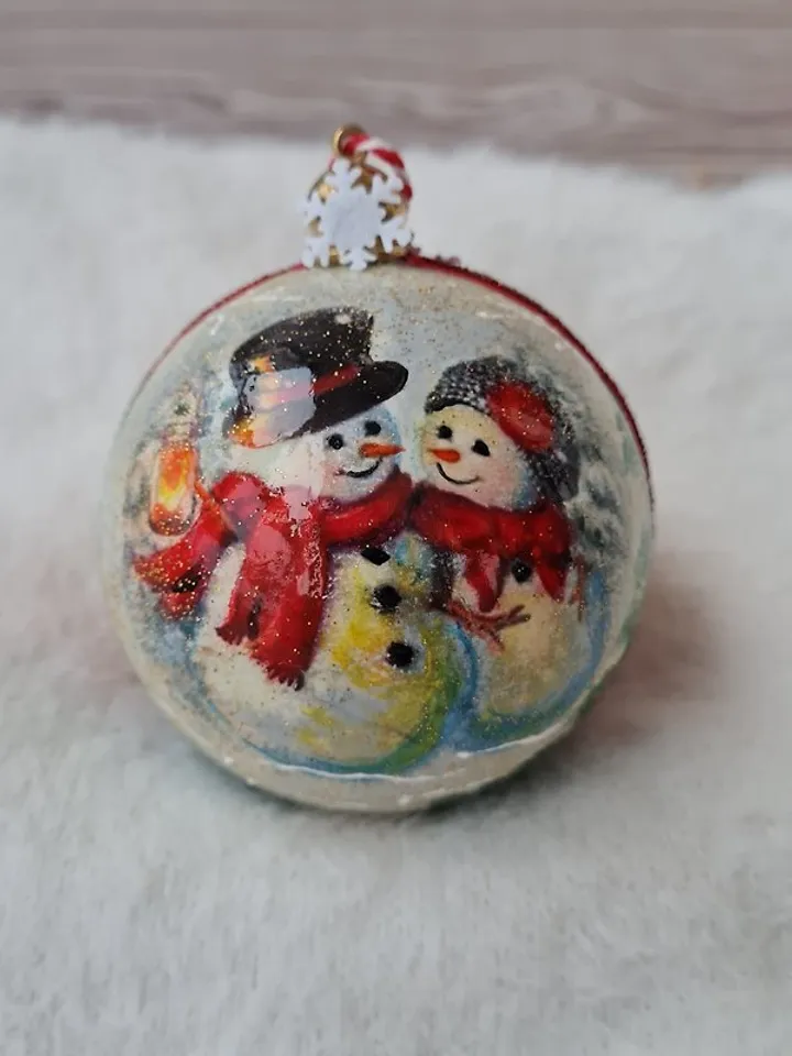 Handmade Christmas gifts Couple of snowmen in love Christmas decoration ornament
