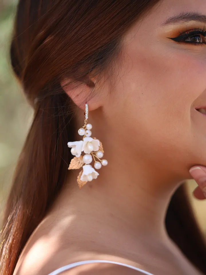 Boho Wedding Earrings For Bride, Porcelain Flower Long Bridal Earrings, Pearl Champagne Gold Statement Floral Earrings, Leaf Bridal Earrings