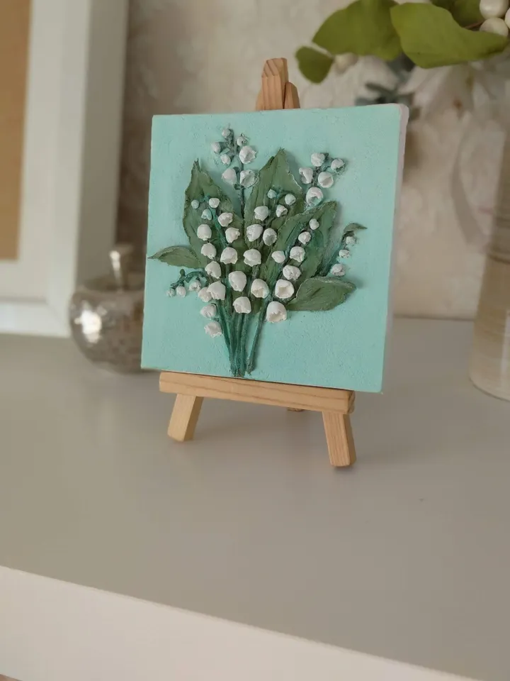 Small canvas painting of Lilies of the valley on easel for Mother's Day Floral painting on easel Gift for woman Spring flowers