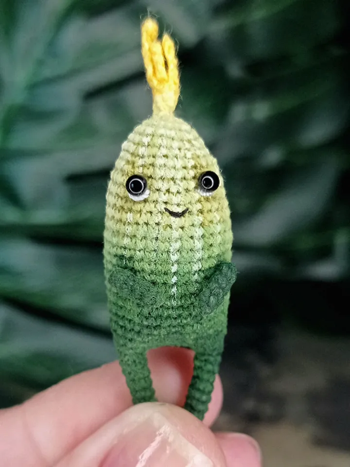 PDF crochet pattern Jolly cucumber . Crochet miniature pattern. Amigurumi cucumber toy pattern. DIY cute toy.