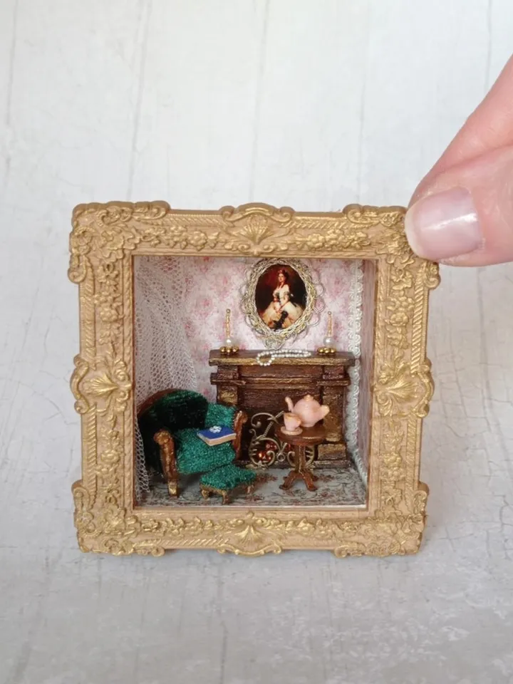Mini-hall with fireplace, 1/48 scale miniature dollhouse with furniture