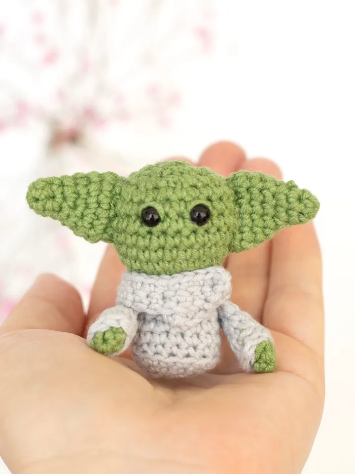 Baby Yoda car hanging accessory for Star Wars lover,  stuffed green alien, rear view mirror charm, Grogu toy car pendant