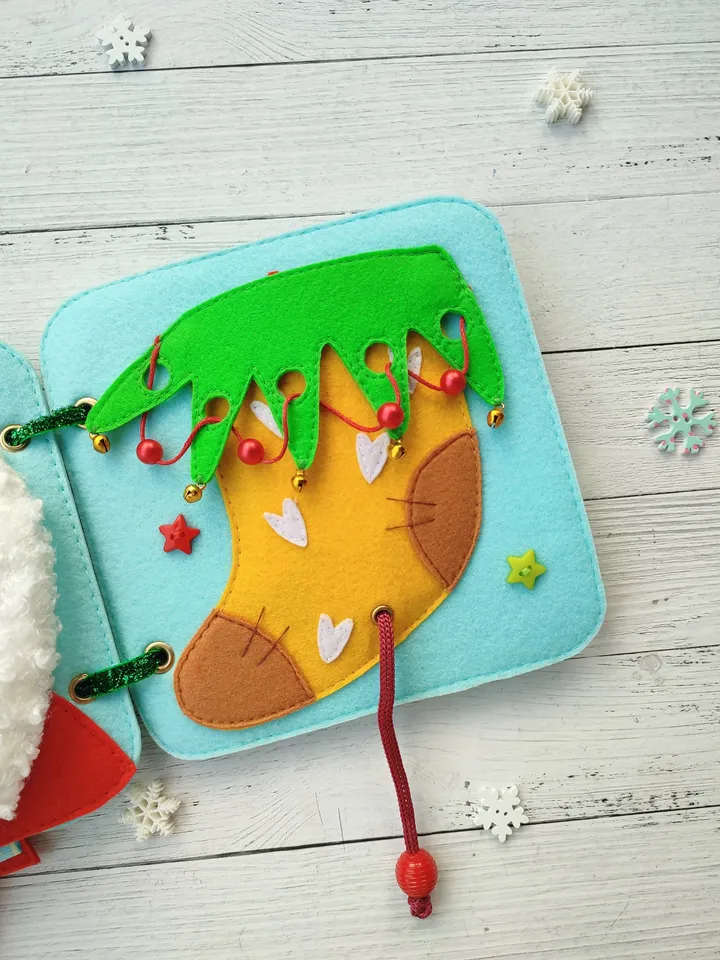 Christmas Quiet Book pattern PDF toddler, Santa's Felt book svg, Baby activity book pdf, Sensory book kids, felt sewing pattern baby