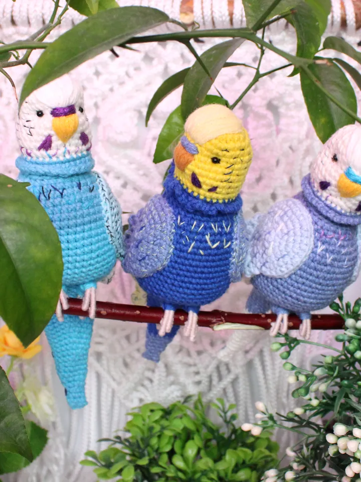 Budgerigar with rotating head crochet pattern PDF Amigurumi parrot toy