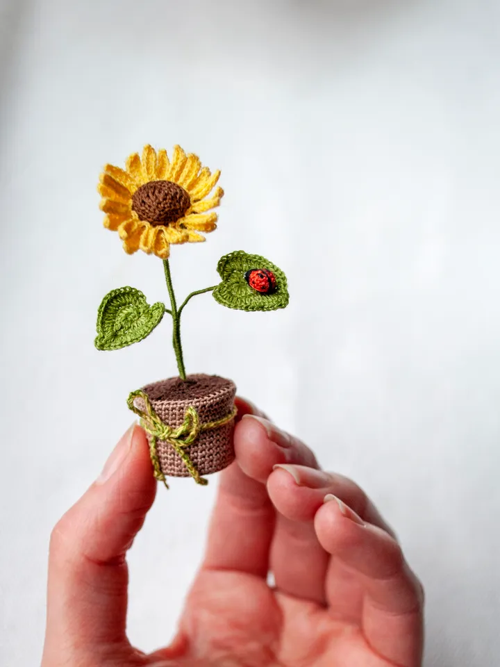 Miniature SUNFLOWER with Ladybird, Plant in a pot, Flower present, Fairy garden gift, Mother Day Gift from daughter