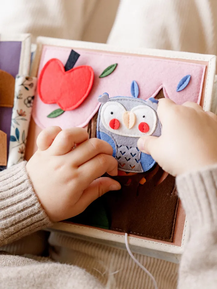 Quiet Book for Baby Toddlers, Montessori Woodland Felt Activity Book, Baby Travel Sensory Fely Toy, Educational Birthday Gift for Ages 1-3