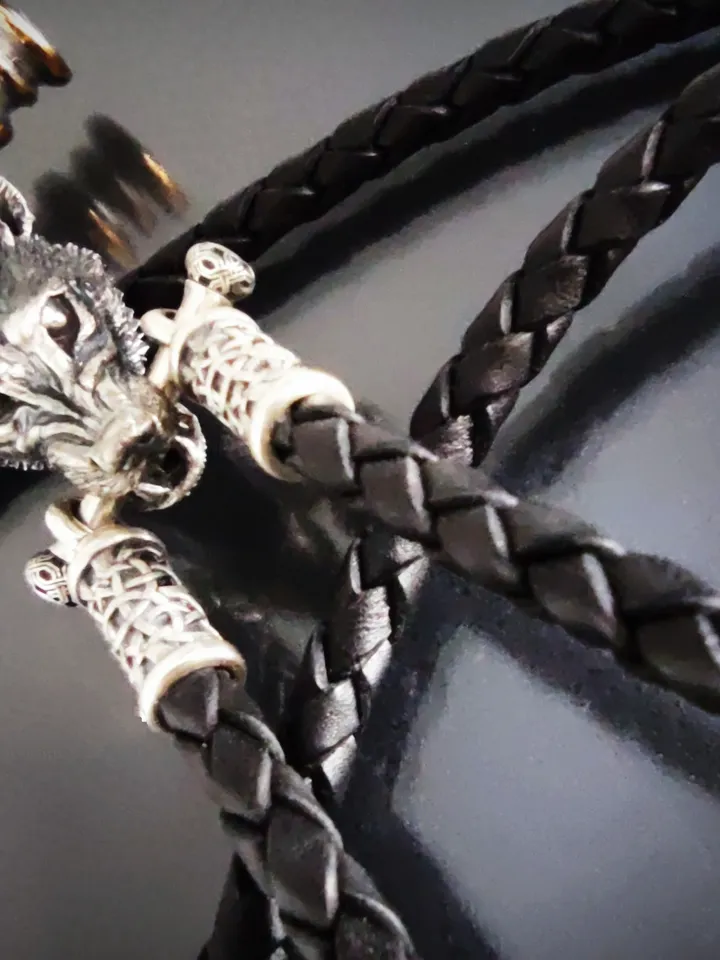 Pendant - Great Cross of the Wolf