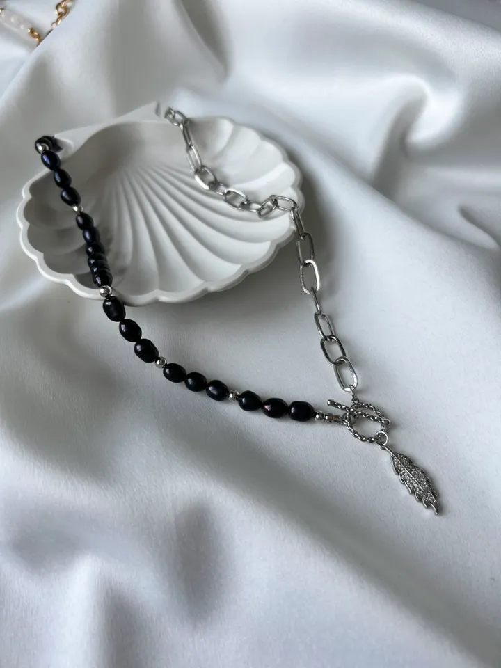 Black Pearl necklace, pearl necklace, handmade jewelry, handmade accessories, ready to ship