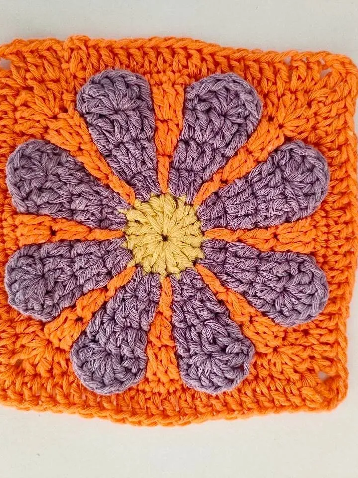 3D Daisy granny squares crochet pattern pdf